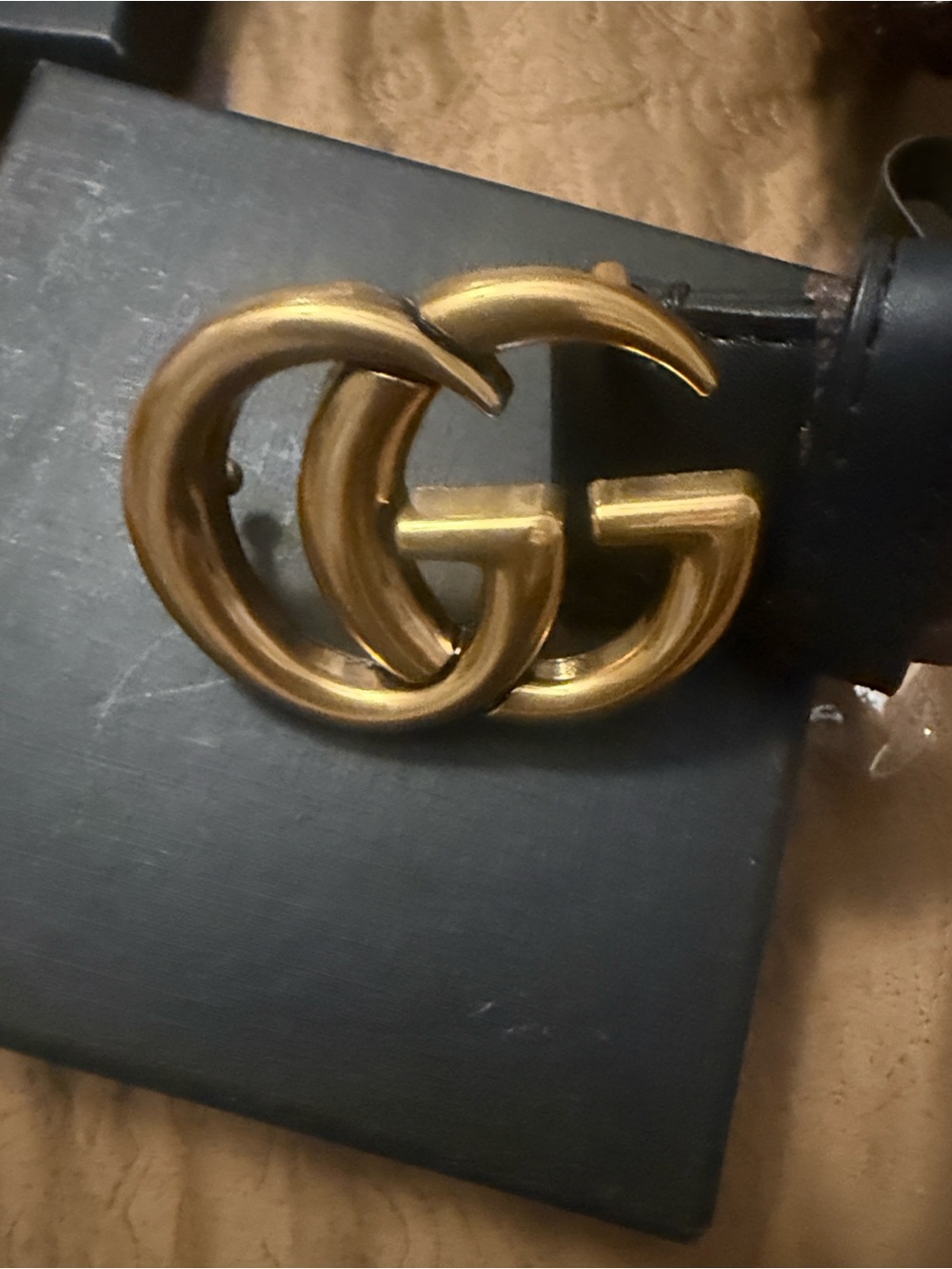 Gucci Men's Leather Belt with Antique Gold Double G Buckle - Black